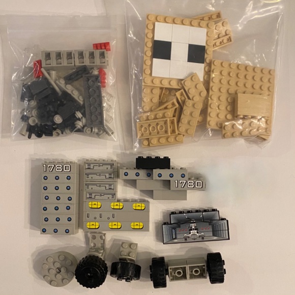 Mega Bloks Battleship 9760 Pro Builder 2.3 lb. of blocks Military Carrier Ship - Picture 4 of 5